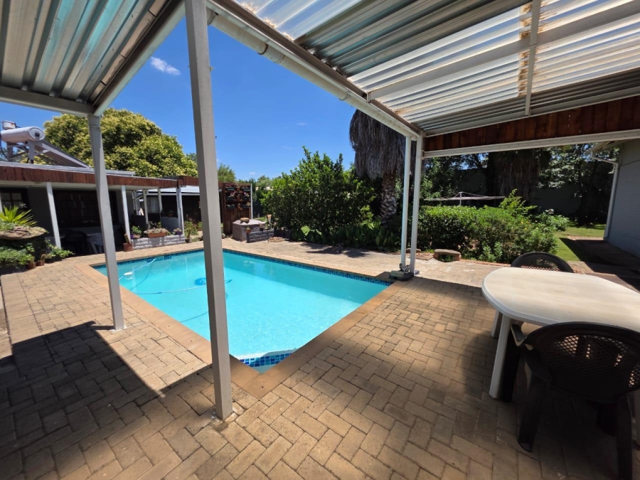 3 Bedroom Property for Sale in Bayswater Free State